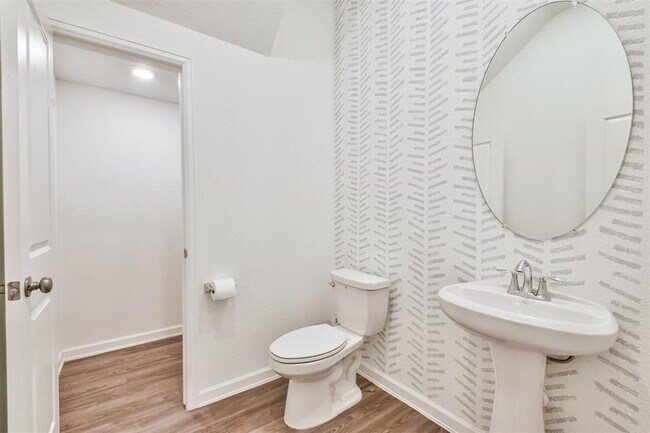 Building Photo - 582 Dry Fork Ln