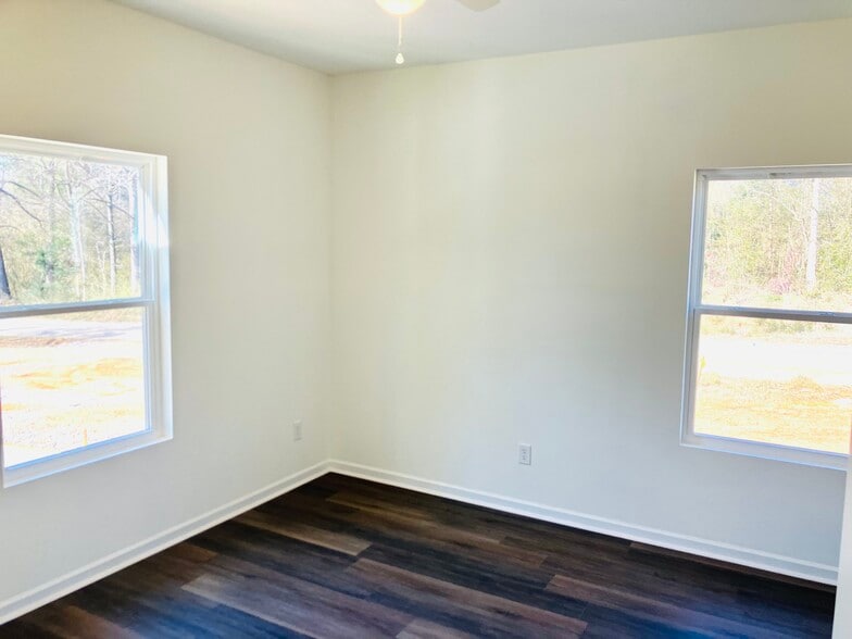 Building Photo - 2172 County Road 1169