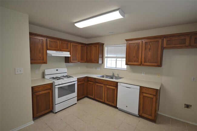 Building Photo - 718 Meadow View Dr