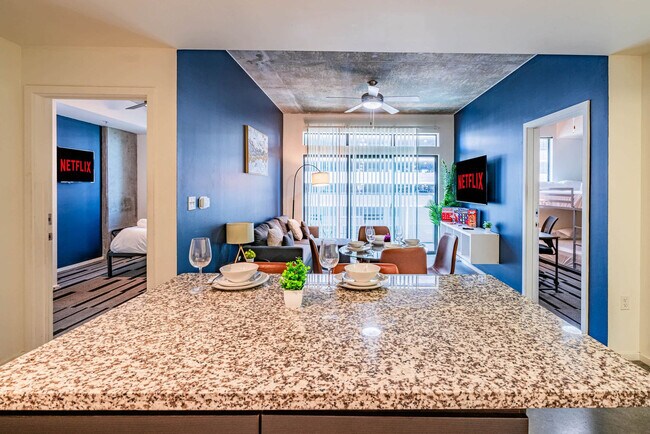 Building Photo - 888 N 4th St