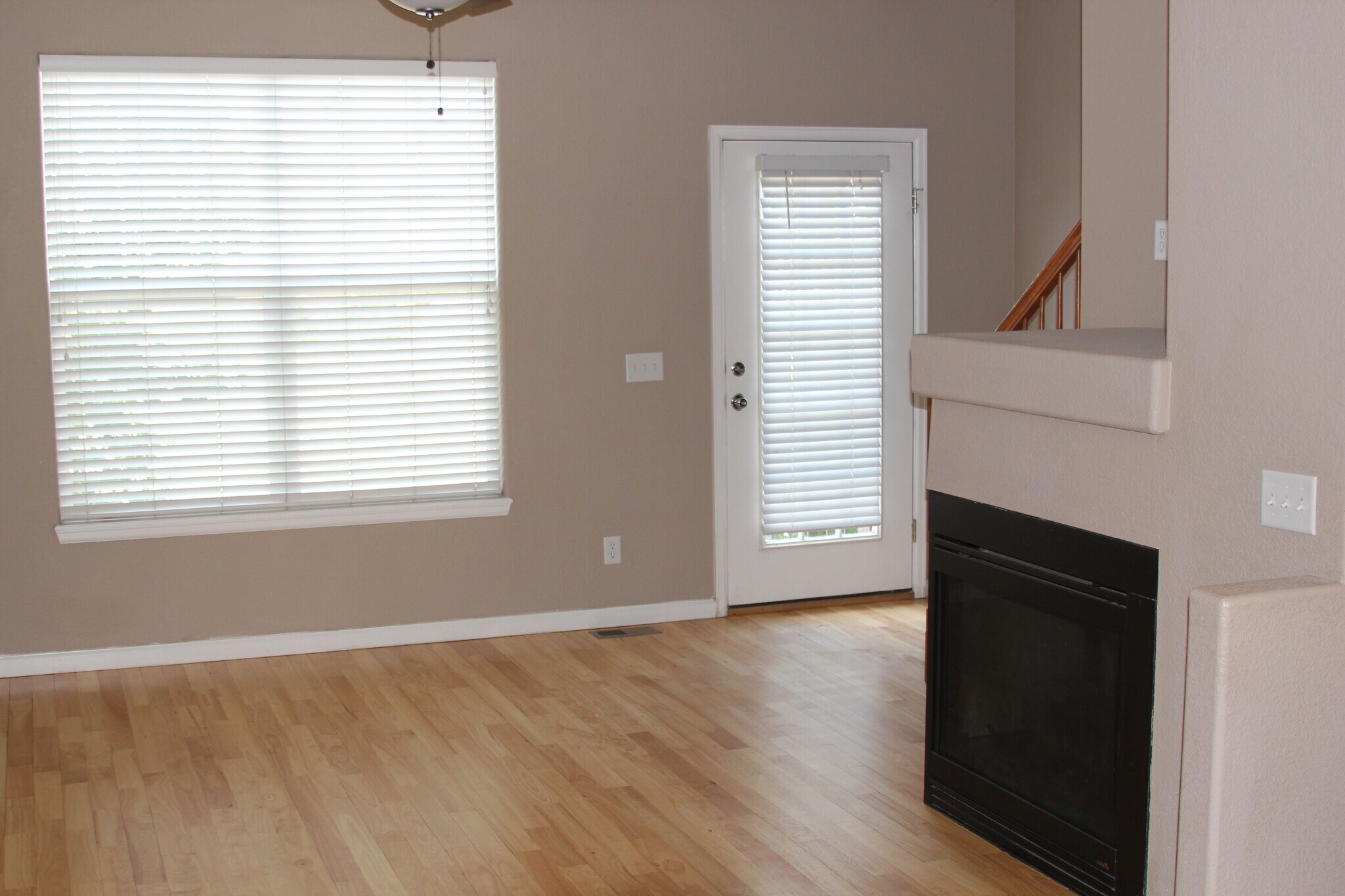 Open Living Room - 833 S Weber St