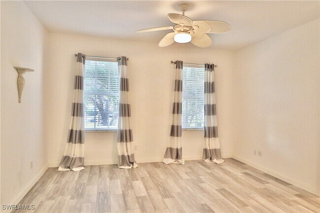 Building Photo - 6182 Towncenter Cir
