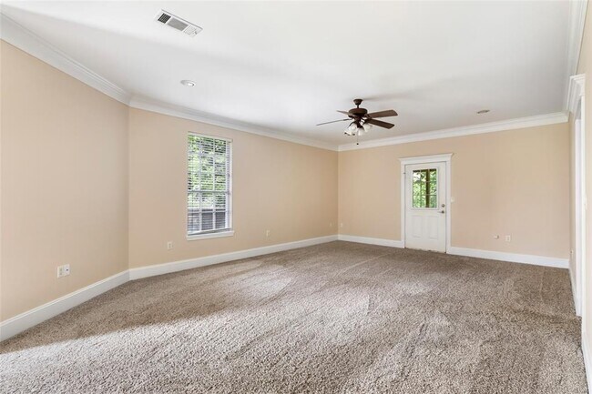 Building Photo - 108 Harbour Town Cir