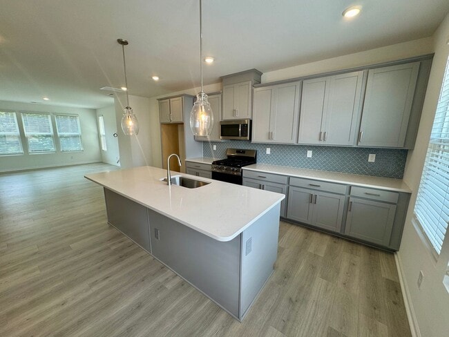 Building Photo - New Construction!  3BR/2.5BA Townhouse