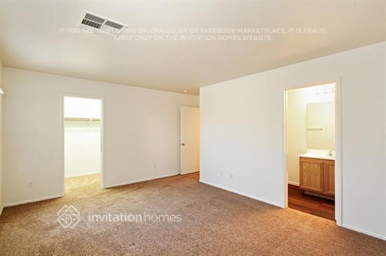 Building Photo - 4921 Apache Valley Ave