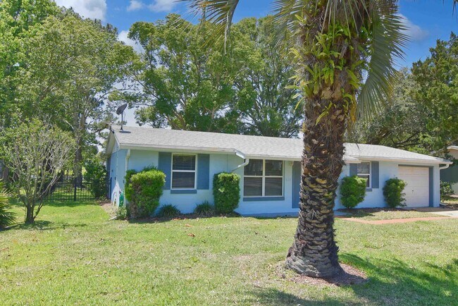 Building Photo - 919 Viscaya Blvd