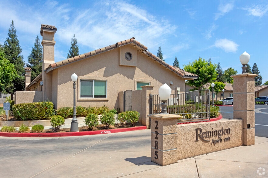 Building Photo - Remington Apartments
