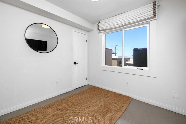 Building Photo - 208 45th St