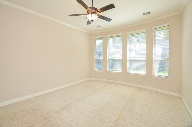 Building Photo - 27914 Hunters Rock Ln