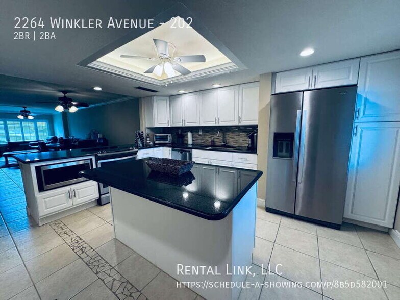Building Photo - 2264 Winkler Ave