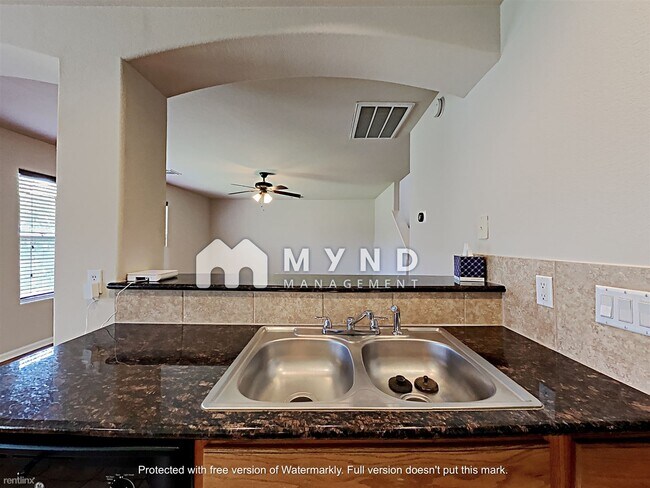 Building Photo - 11613 Timber Heights Dr