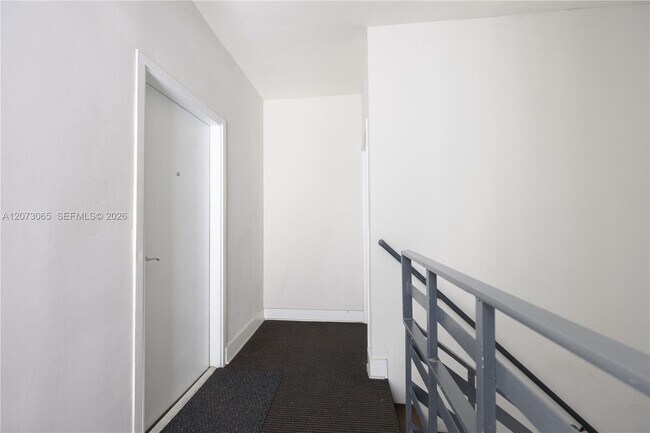 Building Photo - 1000 Meridian Ave
