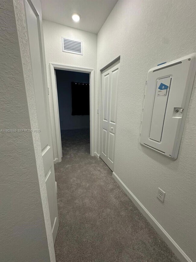 Building Photo - 12848 SW 232nd Ter