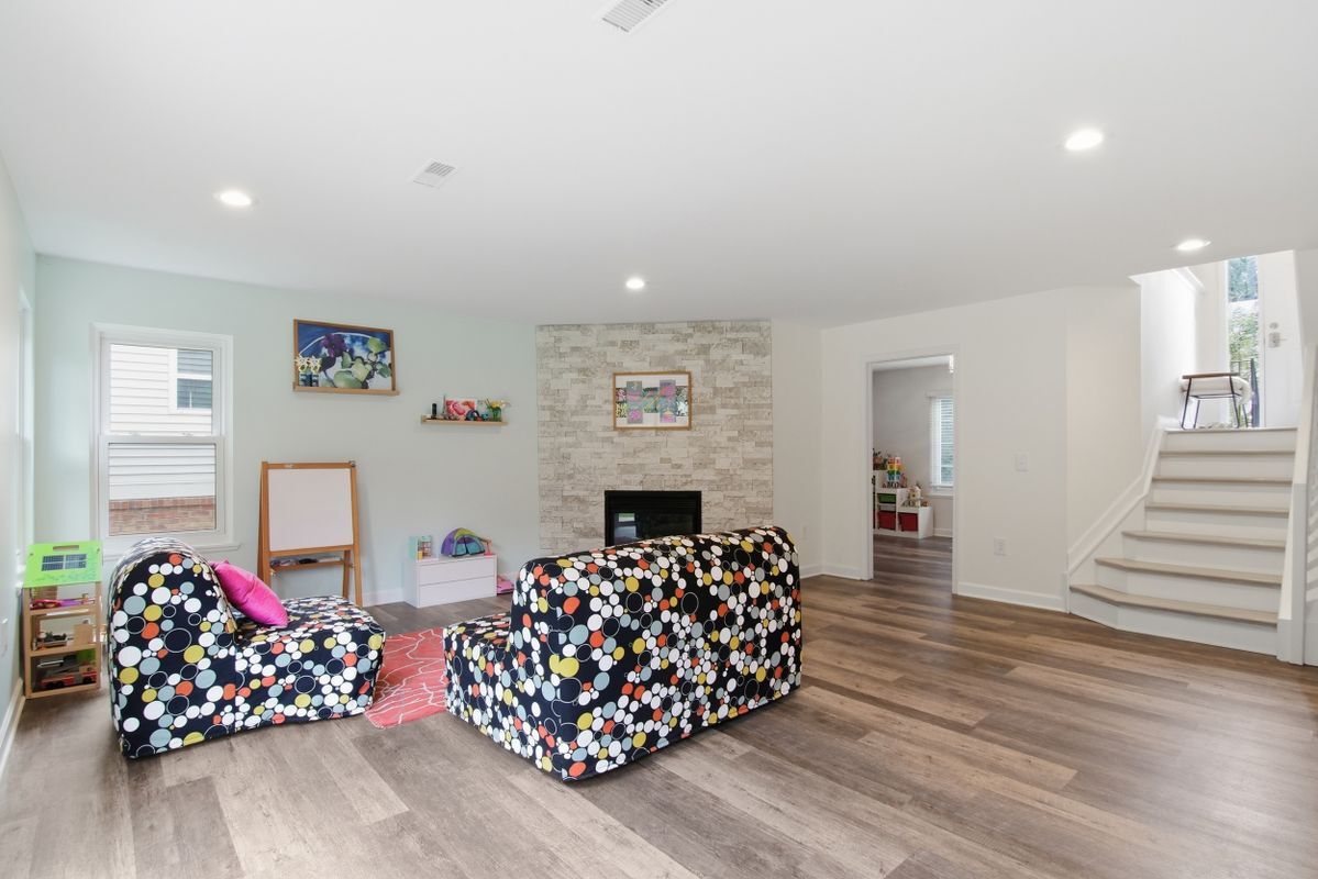 Building Photo - 4905 Carrington Dr
