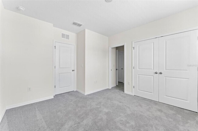 Building Photo - 11082 Crescent Deer Dr