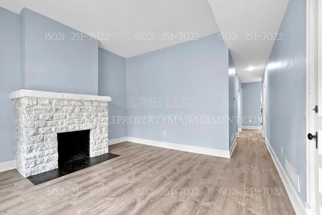 Building Photo - 1325 Hepburn Ave