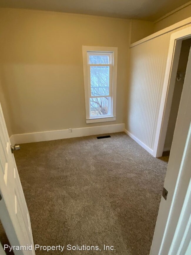 Building Photo - 3 br, 1.5 bath House - 109 S Attica Rd