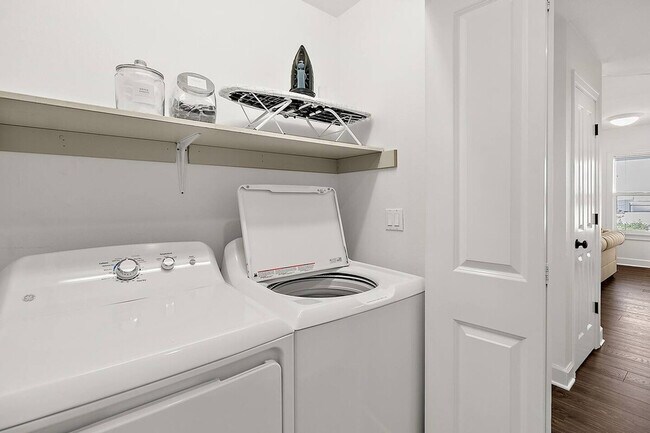 Building Photo - 2615 N Starr St