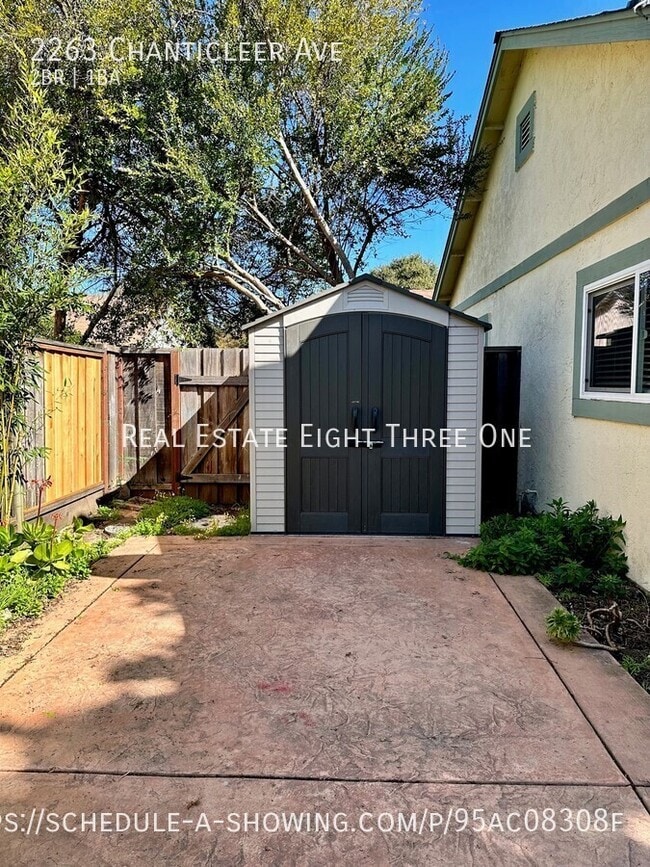 Building Photo - 2263 Chanticleer Ave