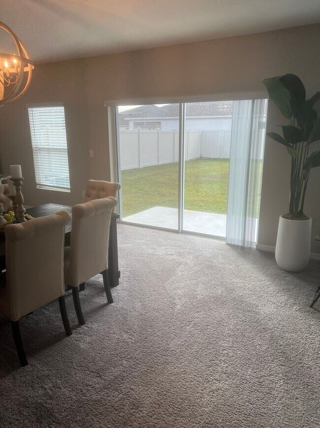 Building Photo - Spacious 5BR House in Winter Haven