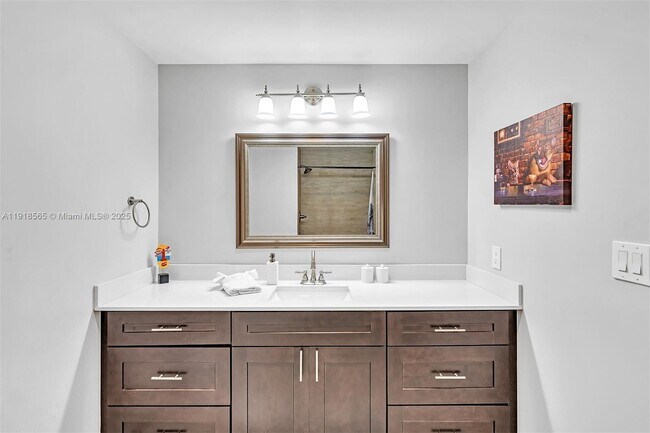 Building Photo - 2191 SW 27th Ln