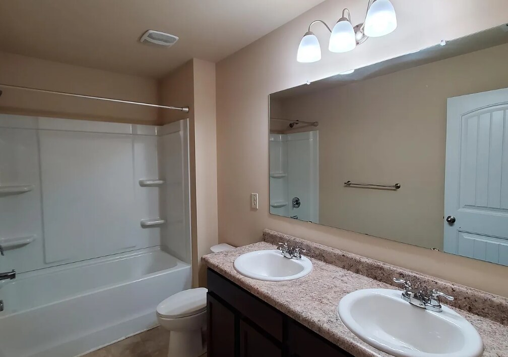 Building Photo - 79 Meadowlark Way