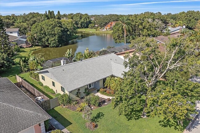 Building Photo - 4814 Country Oaks Blvd