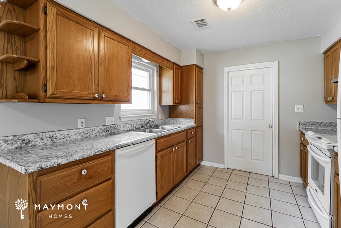 Building Photo - 13808 Wimbledon Loop