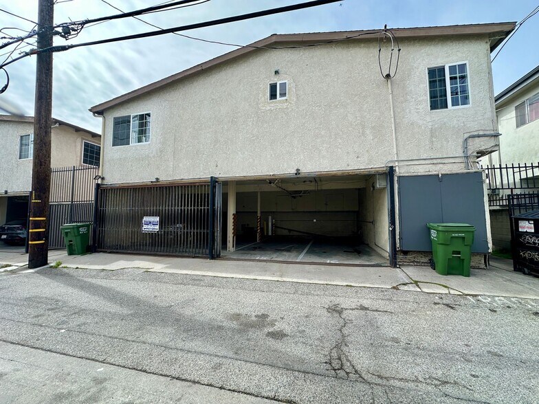 Building Photo - 3608 Keystone Av