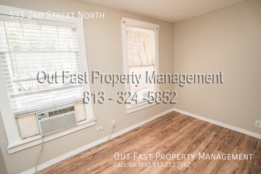 Building Photo - 533 2nd St N