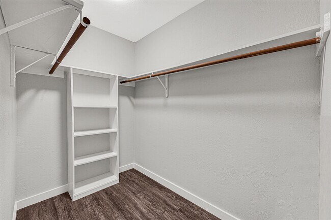 Building Photo - 250 El Dorado Blvd