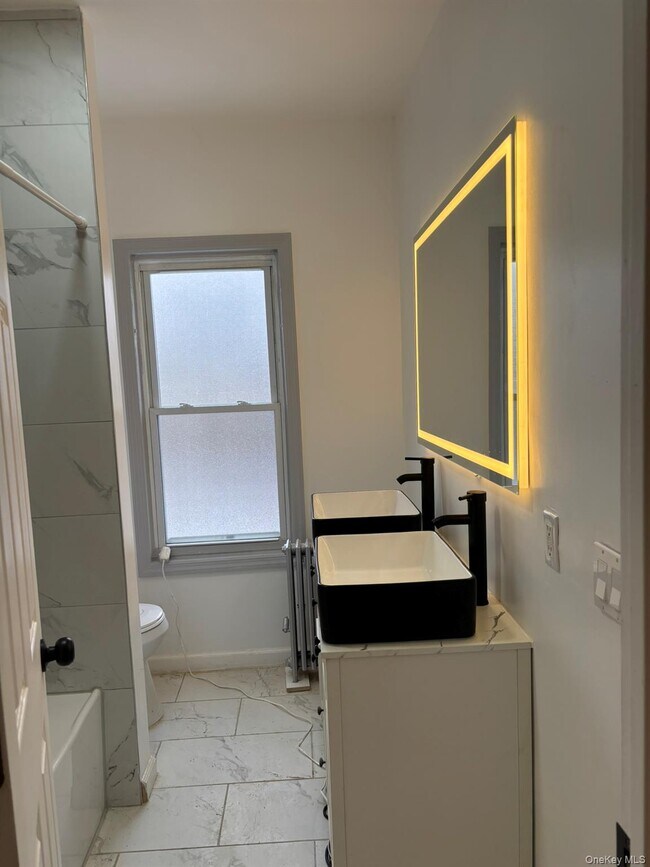 Building Photo - 457 1st St