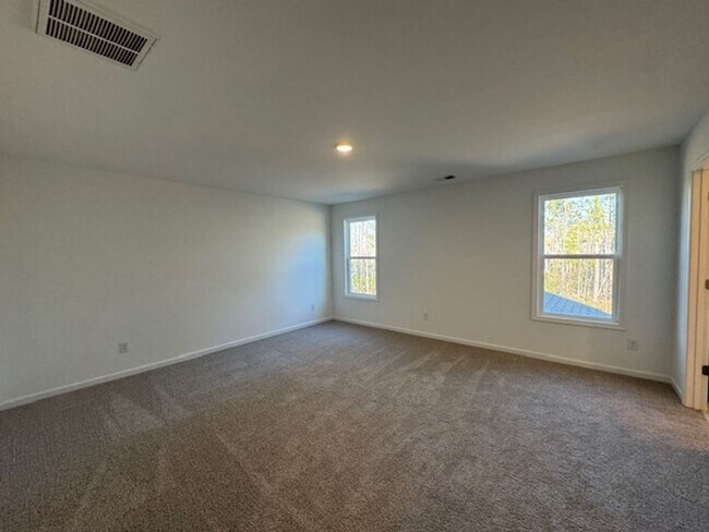 Building Photo - 2008 Red Woodpeckers Ct