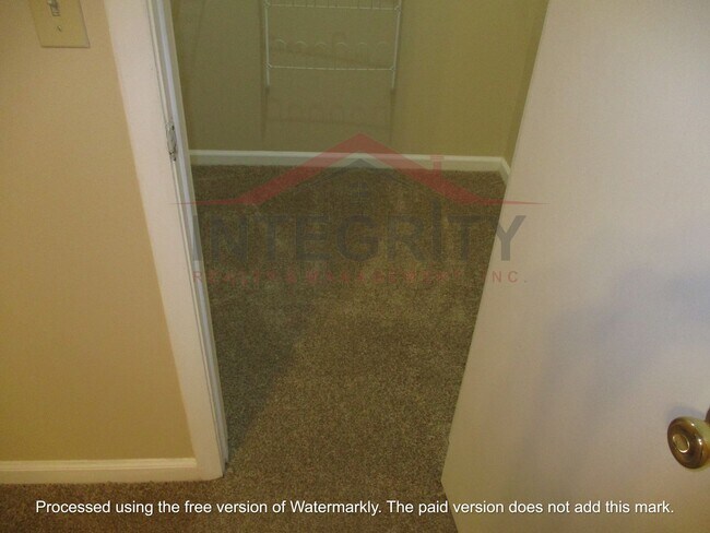 Building Photo - 3Bed/2bath in the heart of Orange Park