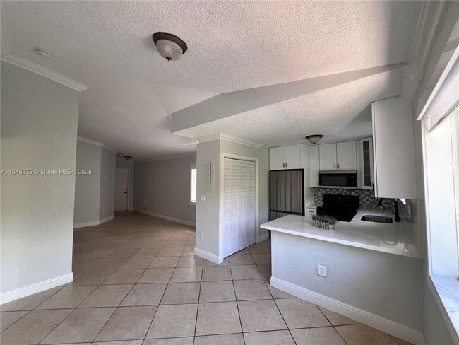 Primary Photo - 13407 SW 154th St