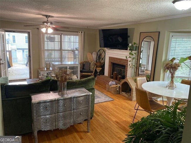 Building Photo - 5021 David Pl