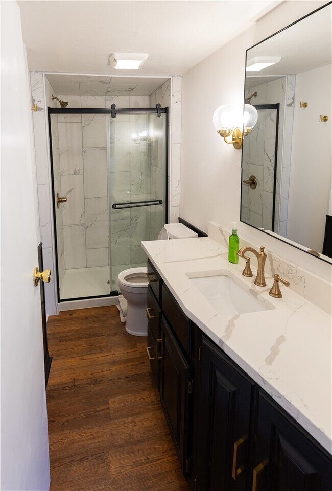 Building Photo - 1861 W Deane St