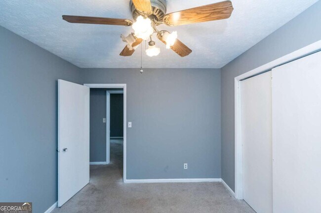 Building Photo - 2275 Camden Ct