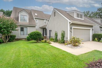 Building Photo - 2504 Woodwind Dr