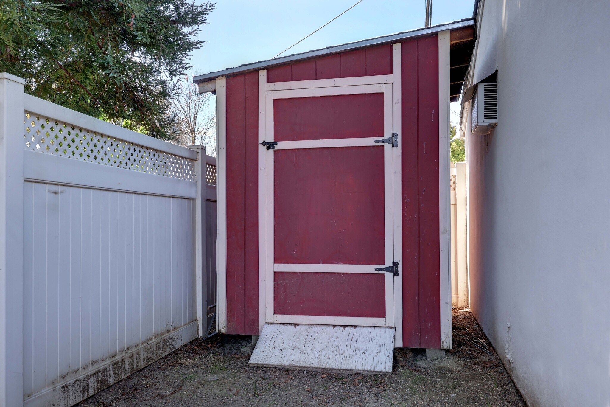 Building Photo - 4900 8th Ave