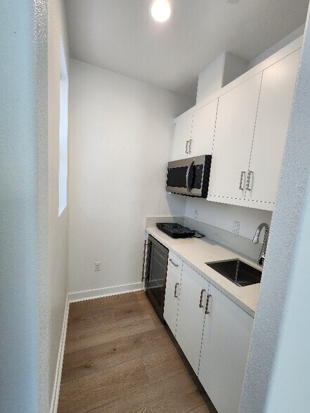 Building Photo - 74174 Stroke Dr