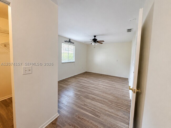 Building Photo - 8954 SW 109th Ln