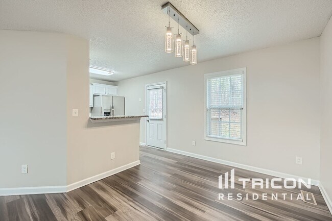 Building Photo - 5772 Shoal Creek Dr