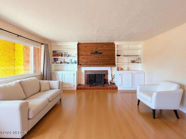 Building Photo - 109 Hercules Ave