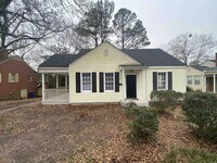 Building Photo - 916 Glenridge Dr