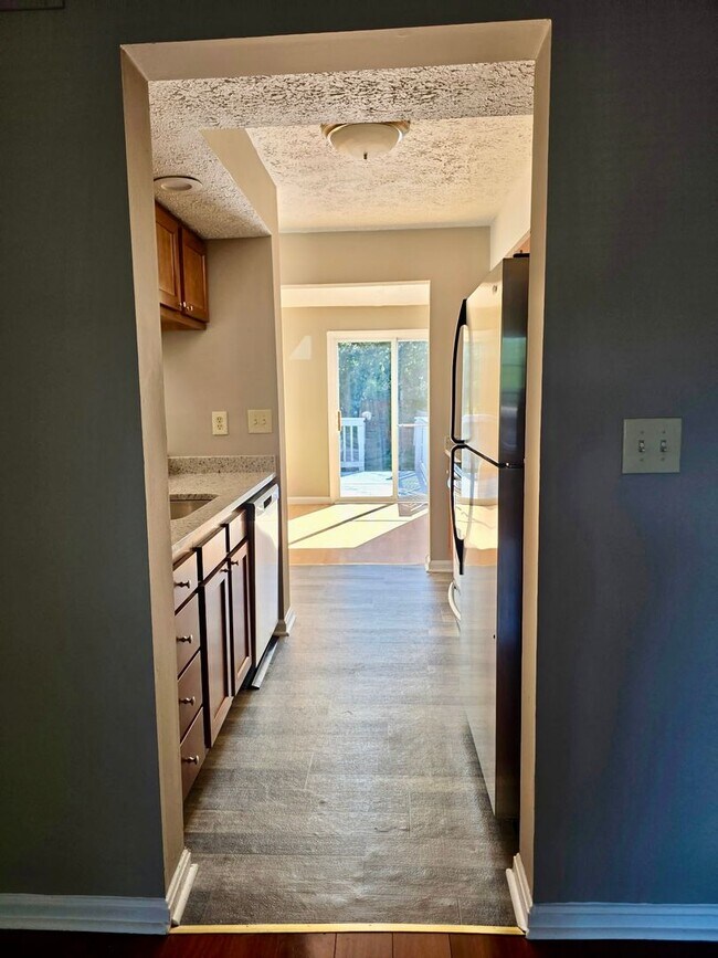 Building Photo - 3BR Townhome in Riverside Neighborhood of Belcamp!