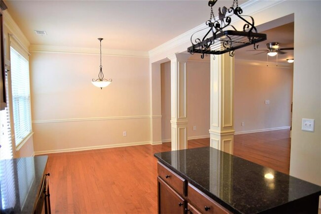 Building Photo - 3356 Sardis Bend Dr