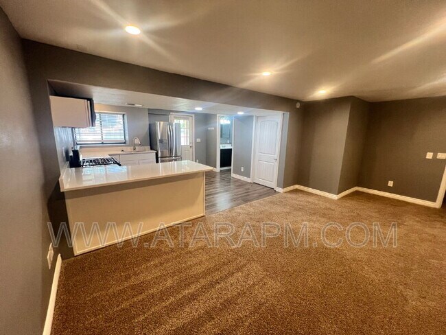 Building Photo - 11633 Nicklaus Rd
