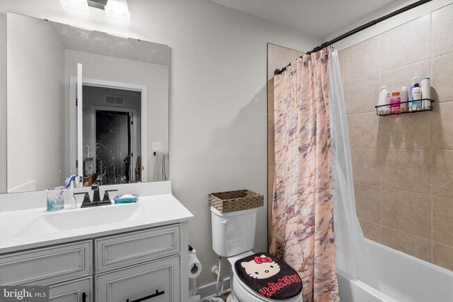 Building Photo - 2430 Steamboat Wy