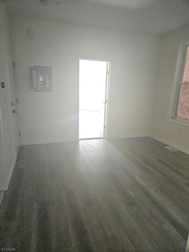 Building Photo - 167 S 9th St